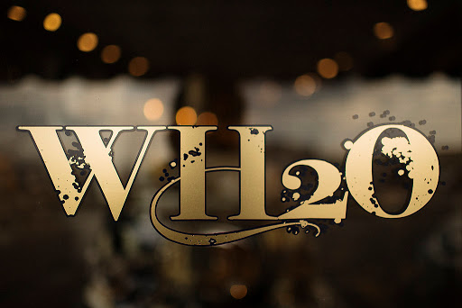 WH2O - Visual