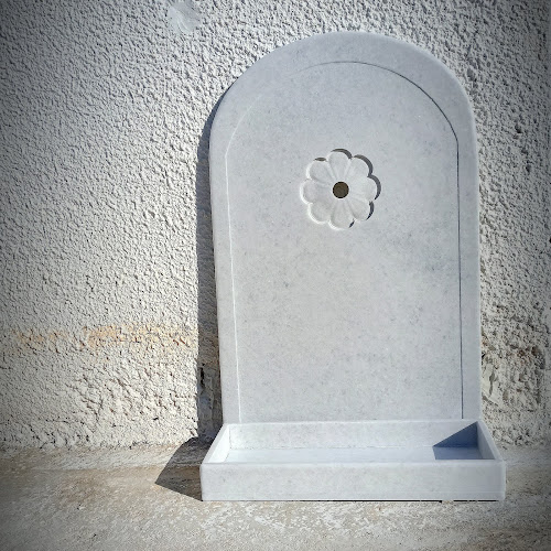 Opinii despre Μάρμαρα Κουφής în Μέγαρα - Κατάστημα