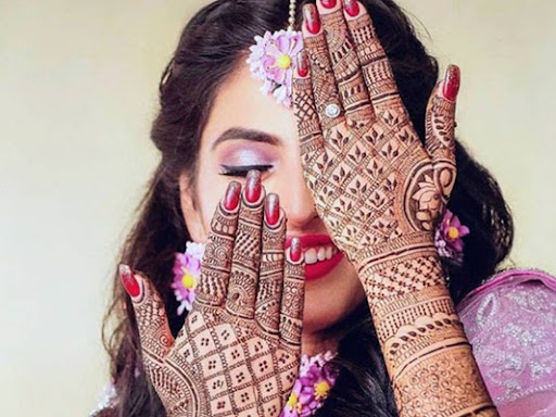 Best Bridal Mehandi Artist in Delhi, Top & Famous Bridal Mehndi Artist in Delhi, Best Bridal Mehn… post image