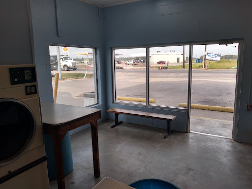 Mr. Dee's Washateria