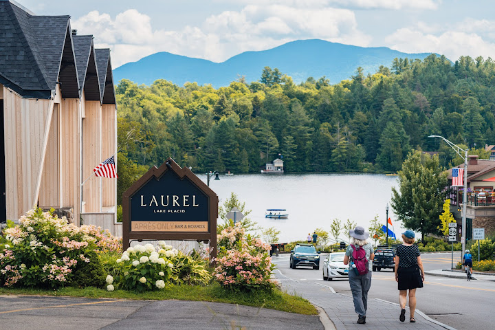 Laurel Lake Placid by null