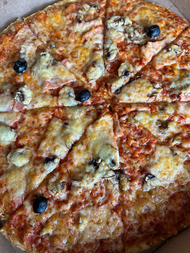 Photo 3 - Pizzeria La Pimienta