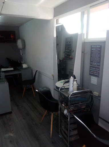 Vanty Nails & Hair Salon - Thumbnail
