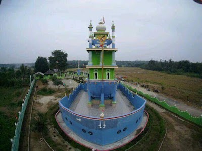 Photos of Wisata Religi Kapal Bosok