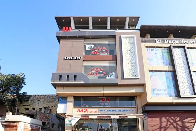 OYO Mj Hotel