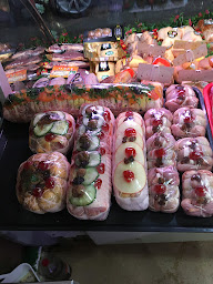 Photo n°13 de Boucherie Saint-Hilaire | La Varenne | Saint-Maur-des-Fossés à Saint-Maur-des-Fossés (Magasin de volailles)