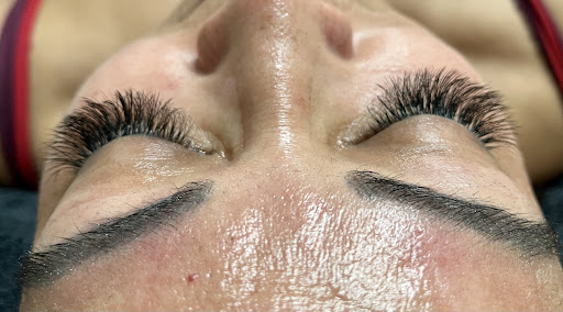 Liv Love Glam - Thumbnail