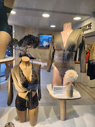 Photo n°21 de Pain de Sucre - Porto-Vecchio à Porto-Vecchio (Boutique de lingerie)