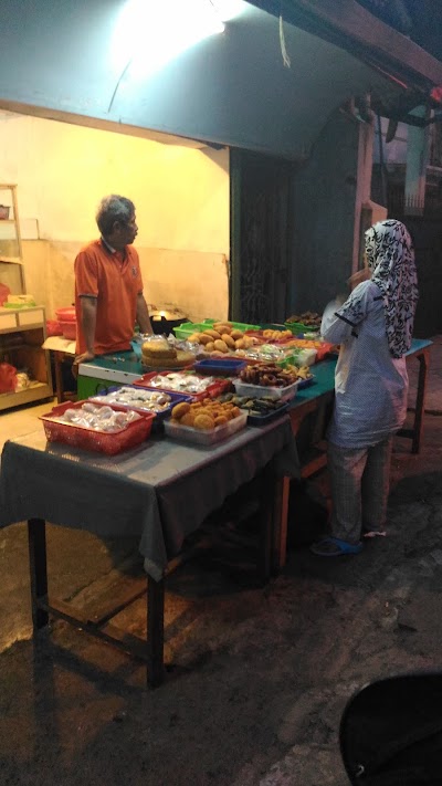 Photos of Saung Salak Condet