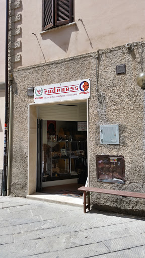 Rudeness Streetwear & Record Shop di Bardelli David