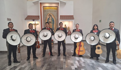 Mariachis Luceros de México
