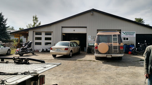 Rockwood Garage