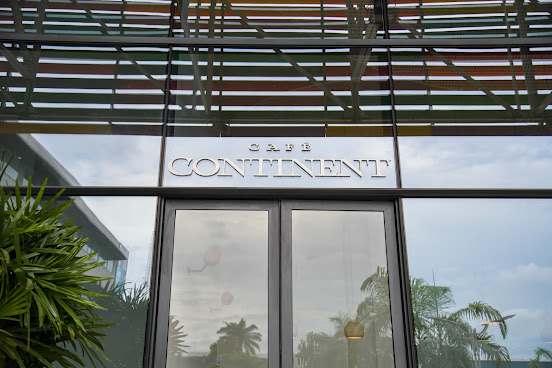 Café Continent - Zone 03 Square by null