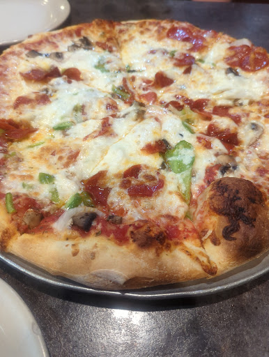 Stone Mountain Pizza Cafe - Thumbnail