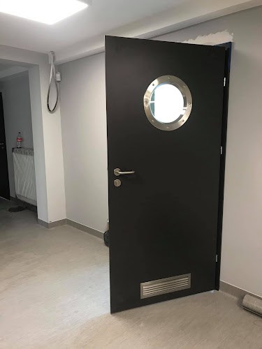 Heldor Drzwi Okna Parapety Podłogi - Dostawca okien