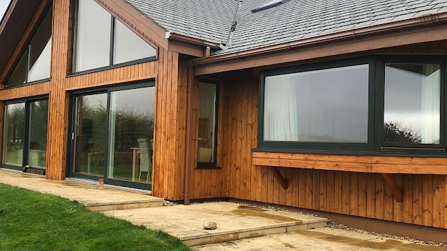 Reviews of Craigs Window Cleaning in Swindon - House cleaning service