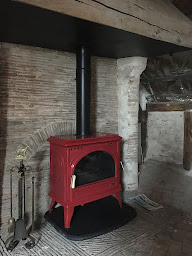 Photo n°7 de POELES ET CHEMINEES GODIN EVREUX à Normanville (Magasin de poêles à bois)