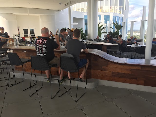 Bar 17 Bistro