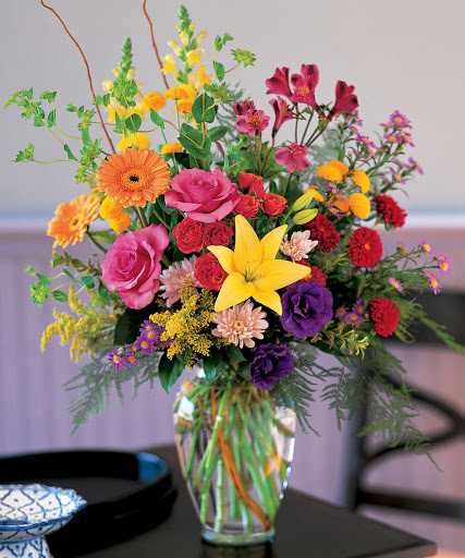 The Flower Center Logo