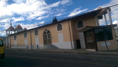 Photos of The church Cabre