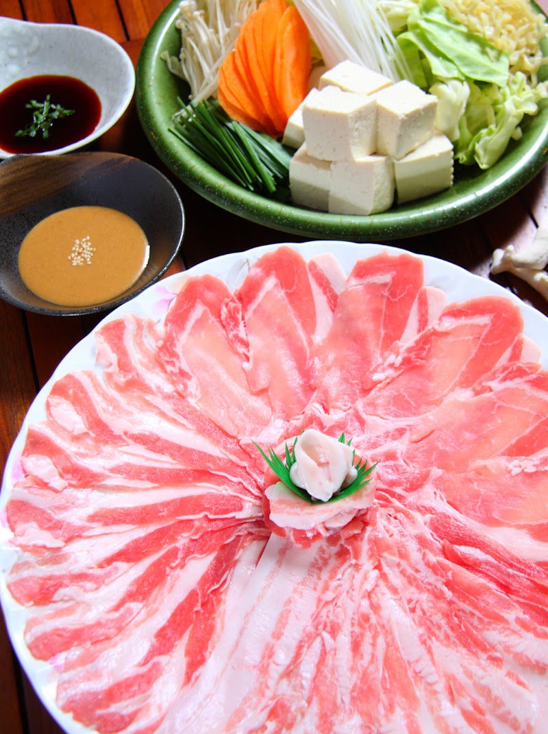 沖縄料理と美味いもん てぃーだむーん