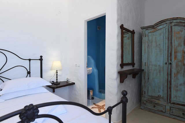 Lady of Paros Villas