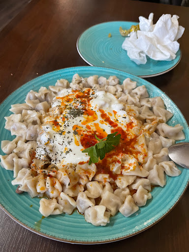 Güllü Lahmacun - Visual