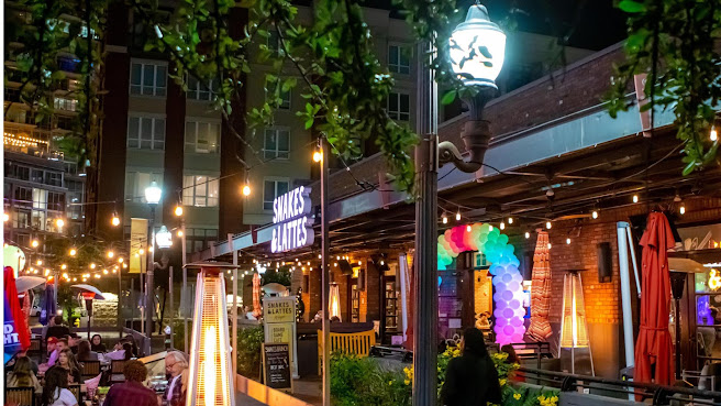 Snakes & Lattes Tempe by null