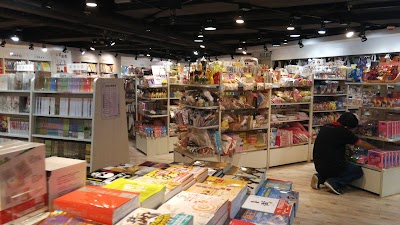Photos of Popular Book Store