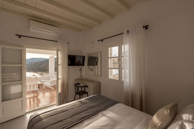 Cova Suites