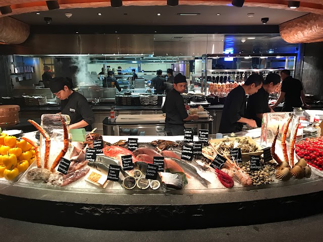 Novikov, Dubai