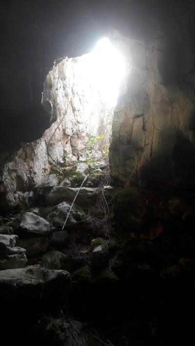 grotta delle croci