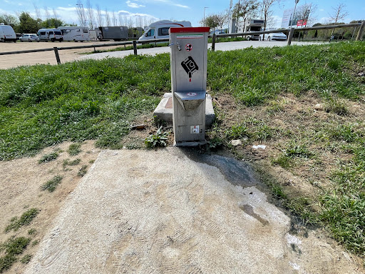 Àrea Autocaravanes Girona - Thumbnail