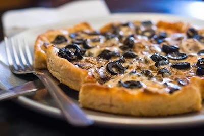 Photos of Mother Bear's Pizza Campus