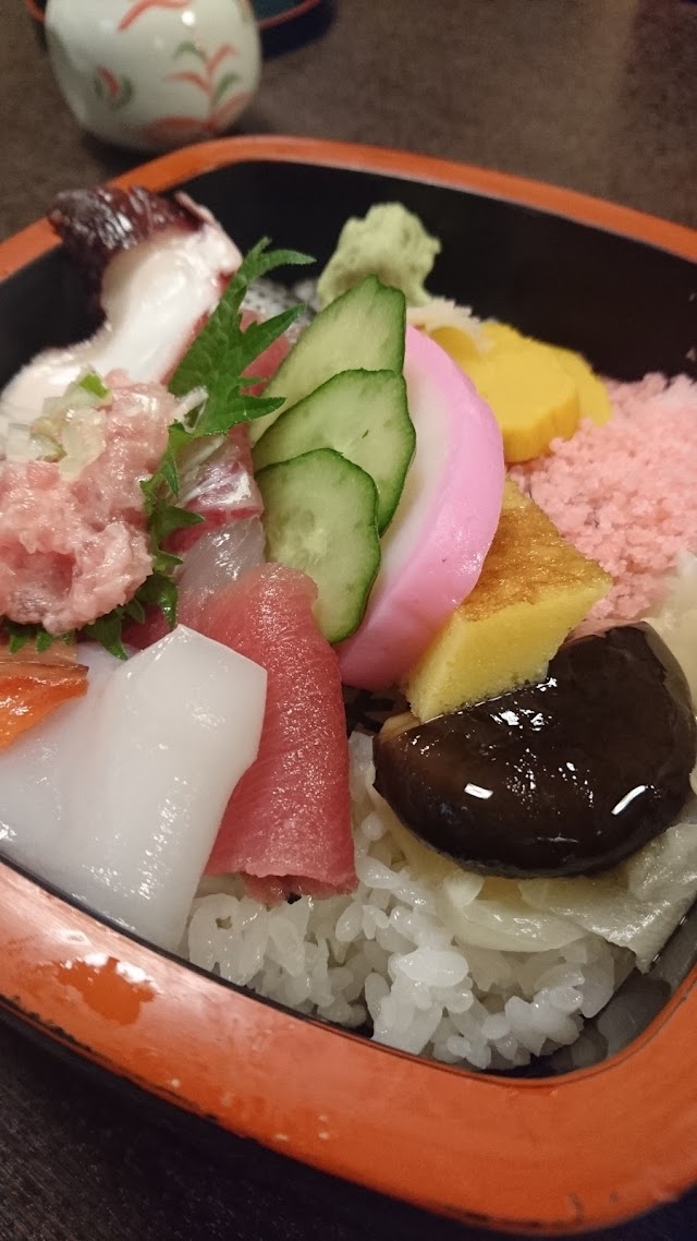 Tomoe Sushi