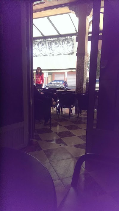 Photos of Caf&eacute; Amine