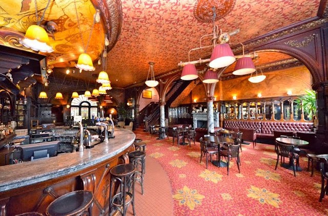 The Warrington Hotel