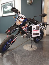 Photo n°11 de Suttel Racing Montpellier - Piaggio Group / Vespa / Aprilia / Gilera / Kymco et Askoll à Montpellier (Magasin de motos)