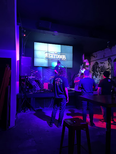 NextDoor - Visual