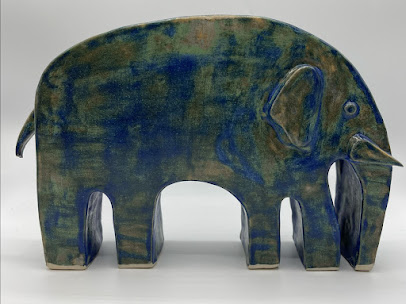 A&M Potters C.I.C. pottery studio in Huntingdon offering wheel throwing and hand building classes