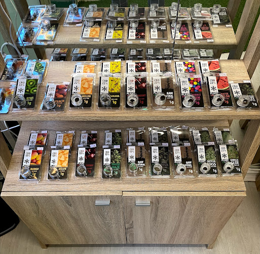 Opinii despre Magasin de CBD CB D'eau Béziers în Béziers - Magasin