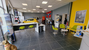 Photo n°2 de Renault Chateauponsac à Châteauponsac (Atelier de carrosserie automobile)