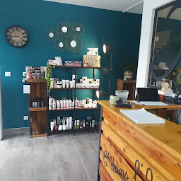 Photo n°47 de C ' dans l'hair by Celine - TRICOPIGMENTATION CAPILLAIRE à Venelles (Service de remplacement capillaire)