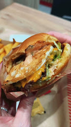 Photo n°27 de BRENDY'S CAFÉ BELLE ÉPINE à Thiais (Restaurant de plats à emporter)