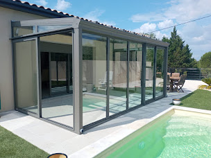 Photo n°44 de SUD ALU - Sur Mesure Menuiserie à Pézenas (Magasin de stores et de rideaux)