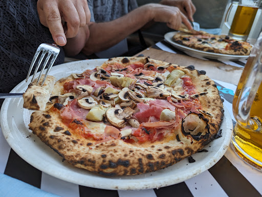 Pizzeria Restaurant La Riera - Thumbnail
