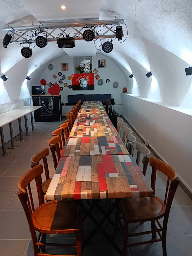 Entre Nous Plats cuisinés tacos burgers panini salades soirées privatives Fréjus