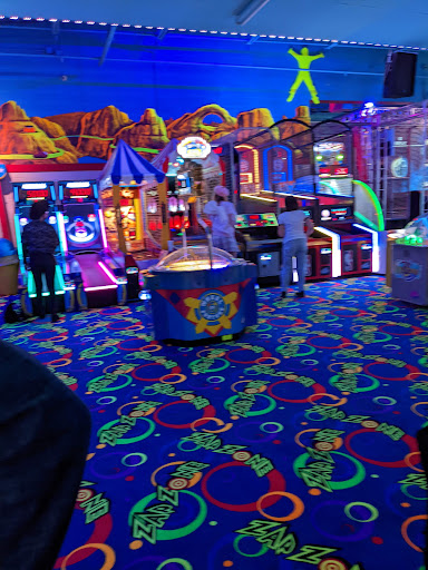 Riverland Shopping Center - Thumbnail