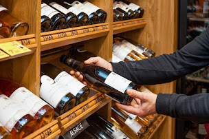 Photo n°2 de Nicolas Asnieres Marche à Asnières-sur-Seine (Établissement vinicole)