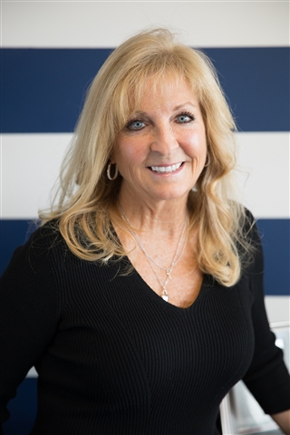 Cindy B - REALTOR